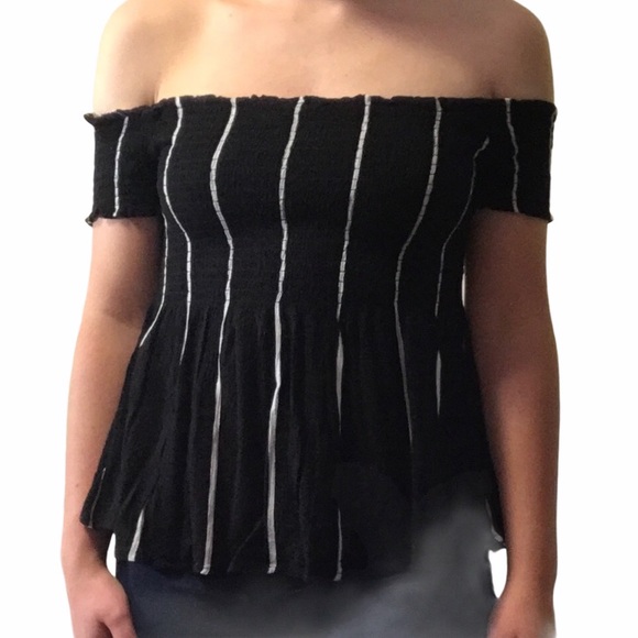 Off shoulder striped blouse - Picture 1 of 4